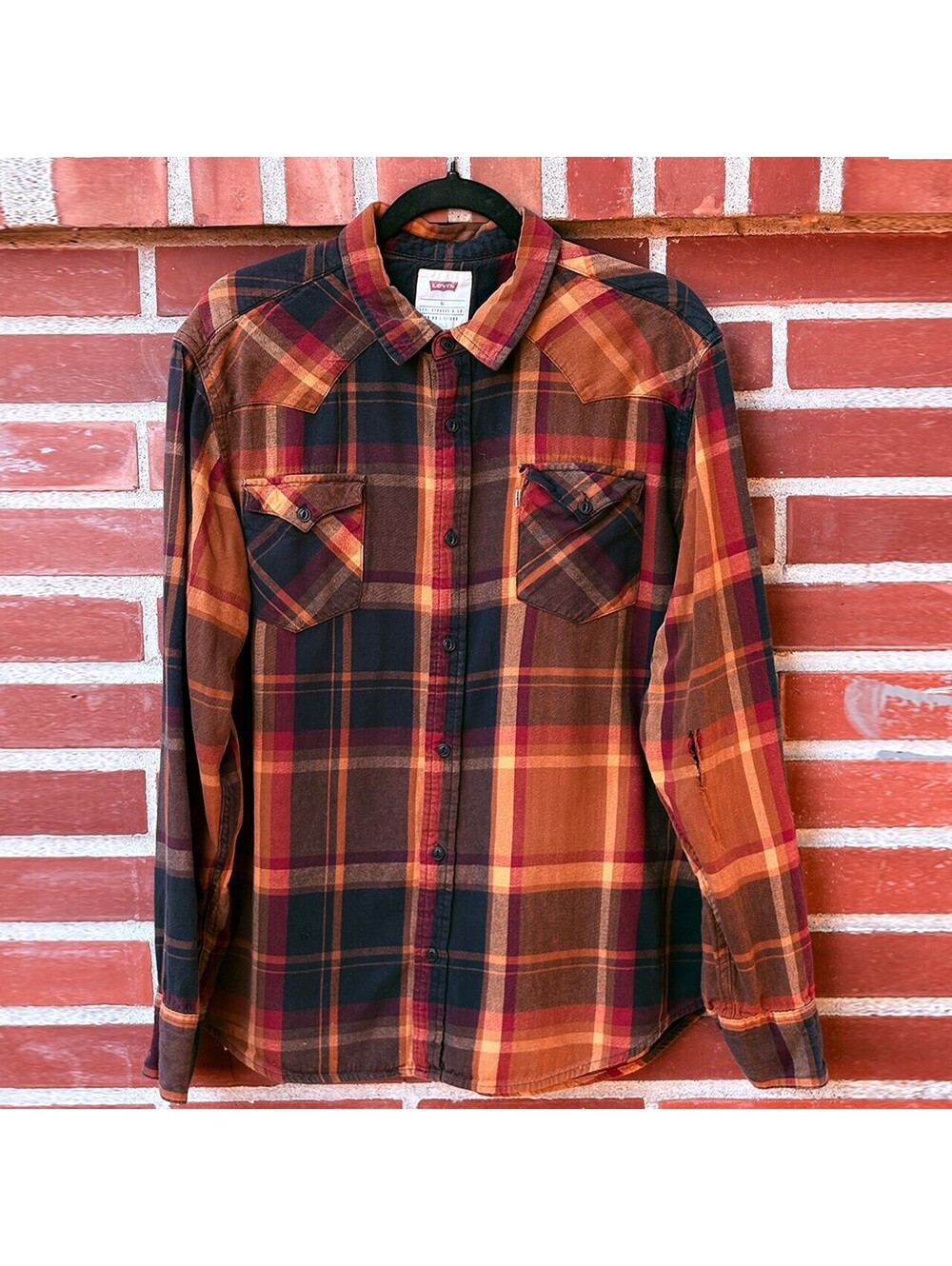 Levi's XL Plaid Flannel Shirt in Warm Autumn Colors